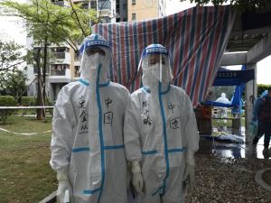 中圖深圳公司組織年輕黨團干部參與抗疫工作
